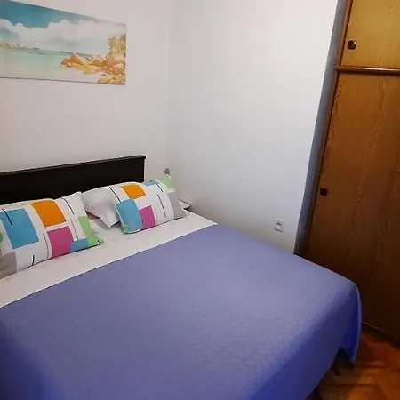 Nediljka * Primošten