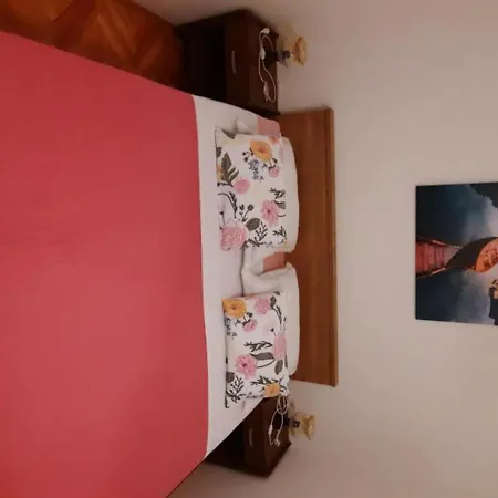 Nediljka Apartment Primosten