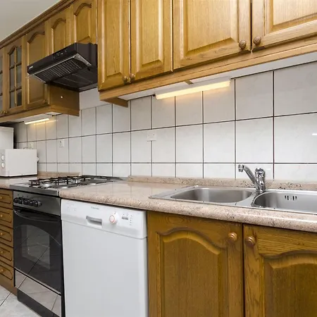 Nediljka * Primošten