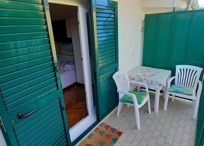 Nediljka アパート