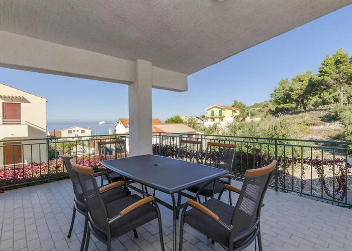 Nediljka プリモシュテン