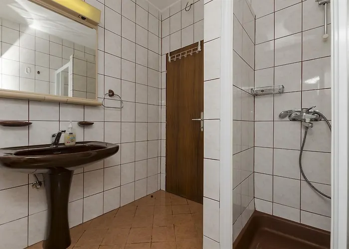 Nediljka アパート